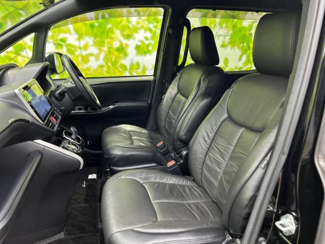 ヴォクシー ハイブリッドＺＳキラメキ２　新品タイヤ／純正　１０インチ　ＳＤナビ／フリップダウンモニター　純正　１２．１インチ／トヨタセーフティセンス／両側電動スライドドア／シートヒーター　前席／車線逸脱防止支援システム　衝突被害軽減システム（7枚目）