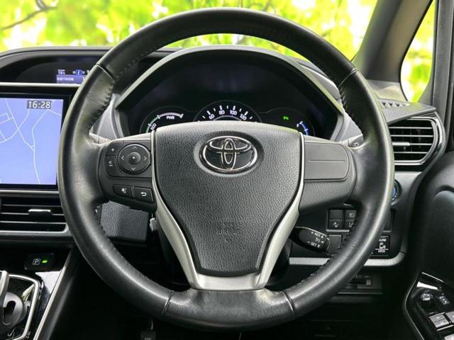 ヴォクシー ハイブリッドＺＳキラメキ２　新品タイヤ／純正　１０インチ　ＳＤナビ／フリップダウンモニター　純正　１２．１インチ／トヨタセーフティセンス／両側電動スライドドア／シートヒーター　前席／車線逸脱防止支援システム　衝突被害軽減システム（16枚目）