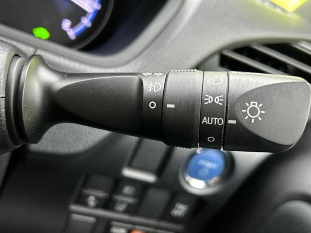 ヴォクシー ハイブリッドＺＳキラメキ２　新品タイヤ／純正　１０インチ　ＳＤナビ／フリップダウンモニター　純正　１２．１インチ／トヨタセーフティセンス／両側電動スライドドア／シートヒーター　前席／車線逸脱防止支援システム　衝突被害軽減システム（17枚目）