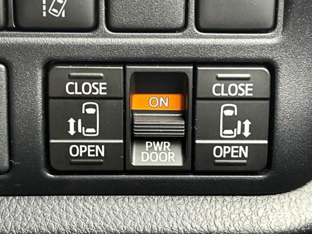 ヴォクシー ハイブリッドＺＳキラメキ２　新品タイヤ／純正　１０インチ　ＳＤナビ／フリップダウンモニター　純正　１２．１インチ／トヨタセーフティセンス／両側電動スライドドア／シートヒーター　前席／車線逸脱防止支援システム　衝突被害軽減システム（33枚目）