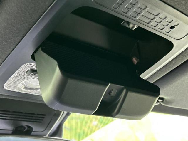 ヴォクシー ハイブリッドＺＳキラメキ２　新品タイヤ／純正　１０インチ　ＳＤナビ／フリップダウンモニター　純正　１２．１インチ／トヨタセーフティセンス／両側電動スライドドア／シートヒーター　前席／車線逸脱防止支援システム　衝突被害軽減システム（48枚目）