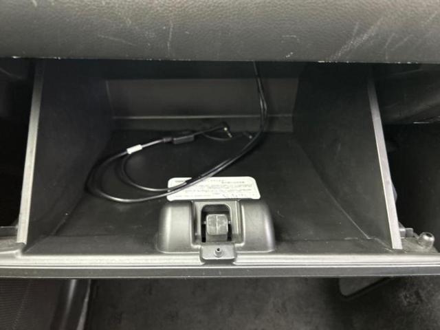 ワゴンR ハイブリッドFX 社外 メモリーナビ/シートヒーター 運転席/Bluetooth接続/ETC/EBD付ABS/横滑り防止装置/アイドリングストップ/バックモニター/DVD/エアバッグ 運転席/エアバッグ 助手席(41枚目)