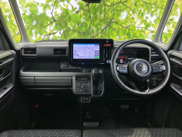 スペーシアギア ハイブリッドＸＺターボ　純正　９インチ　メモリーナビ／セーフティサポート（スズキ）／両側電動スライドドア／シートヒーター　前席／全方位モニター用カメラ／車線逸脱防止支援システム／ヘッドランプ　ＬＥＤ　衝突被害軽減システム（4枚目）