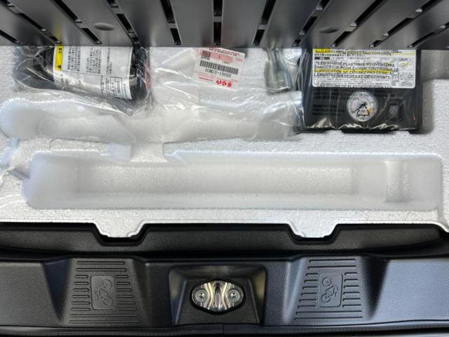 スペーシアギア ハイブリッドＸＺターボ　純正　９インチ　メモリーナビ／セーフティサポート（スズキ）／両側電動スライドドア／シートヒーター　前席／全方位モニター用カメラ／車線逸脱防止支援システム／ヘッドランプ　ＬＥＤ　衝突被害軽減システム（26枚目）