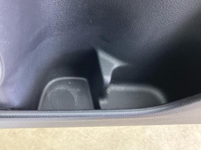 ヴェゼル ハイブリッドZ・ホンダセンシング 純正 8インチ SDナビ/ホンダセンシング/シートヒーター 前席/車線逸脱防止支援システム/ヘッドランプ LED/Bluetooth接続/ETC/EBD付ABS/横滑り防止装置/バックモニター(42枚目)