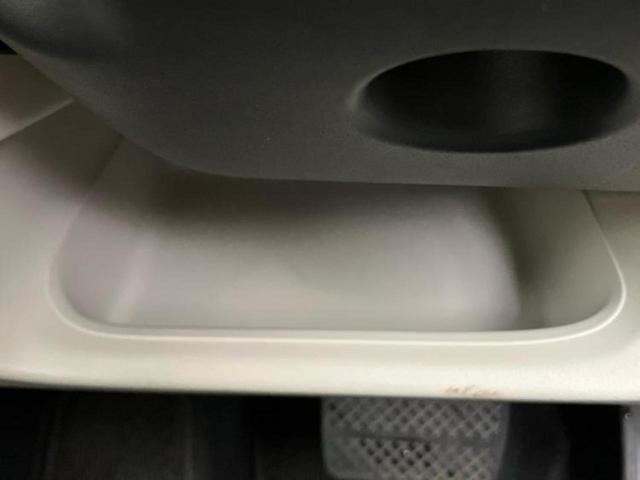 N-BOX ヒョウジュン 純正 8インチ SDナビ/ホンダセンシング/電動スライドドア/車線逸脱防止支援システム/ヘッドランプ LED/Bluetooth接続/ETC/EBD付ABS/横滑り防止装置/アイドリングストップ(39枚目)