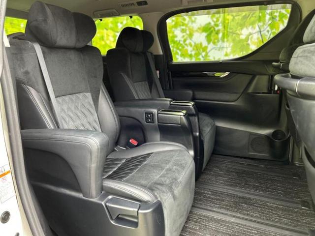 アルファード 4WD SA Cパッケージ 新品タイヤ/純正 10インチ SDナビ/フリップダウンモニター 純正 12.1インチ/衝突安全装置/両側電動スライドドア/シート ハーフレザー/電動バックドア/ヘッドランプ LED バックカメラ(6枚目)