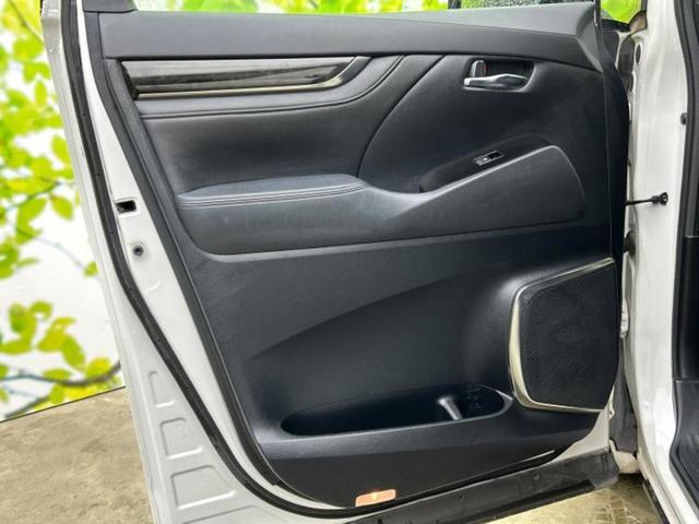 アルファード 4WD SA Cパッケージ 新品タイヤ/純正 10インチ SDナビ/フリップダウンモニター 純正 12.1インチ/衝突安全装置/両側電動スライドドア/シート ハーフレザー/電動バックドア/ヘッドランプ LED バックカメラ(22枚目)