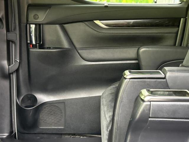 アルファード 4WD SA Cパッケージ 新品タイヤ/純正 10インチ SDナビ/フリップダウンモニター 純正 12.1インチ/衝突安全装置/両側電動スライドドア/シート ハーフレザー/電動バックドア/ヘッドランプ LED バックカメラ(25枚目)