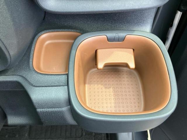 シエンタ ハイブリッドZ 新品タイヤ/保証書/ディスプレイオーディオ10インチ/衝突安全装置/両側電動スライドドア/車線逸脱防止支援システム/ETC/EBD付ABS/横滑り防止装置/アイドリングストップ 衝突被害軽減システム(44枚目)