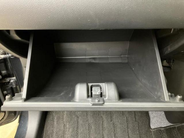 国産車から輸入車まで多様なお客様のニーズのお応えできるように、全国規模で豊富な在庫展開！車のことならＷＥＣＡＲＳへ！