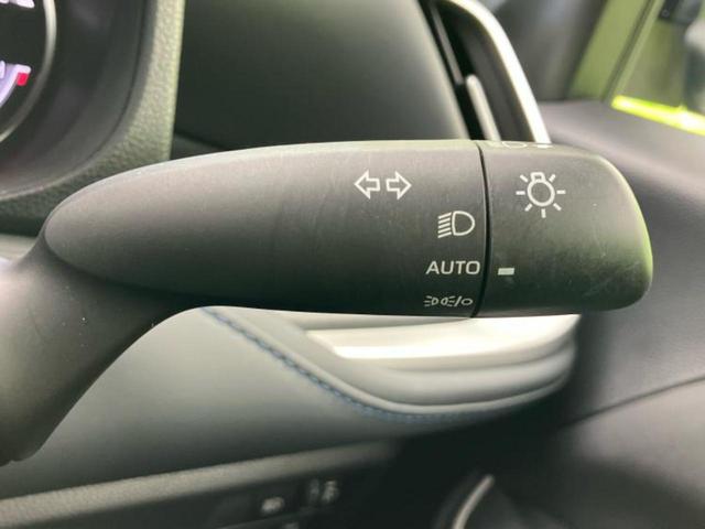 ヴォクシー Ｓ－Ｚ　★★★新品タイヤ／保証書／純正　１０インチ　ＳＤナビ／トヨタセーフティセンス／両側電動スライドドア／シートヒーター　前席／車線逸脱防止支援システム／シート　ハーフレザー／ヘッドランプ　ＬＥＤ（17枚目）