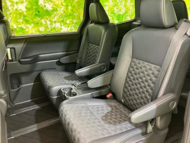 ヴォクシー Ｓ－Ｚ　★★★新品タイヤ／保証書／純正　１０インチ　ＳＤナビ／トヨタセーフティセンス／両側電動スライドドア／シートヒーター　前席／車線逸脱防止支援システム／シート　ハーフレザー／ヘッドランプ　ＬＥＤ（19枚目）