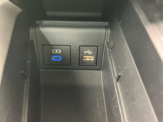 ヴォクシー Ｓ－Ｚ　★★★新品タイヤ／保証書／純正　１０インチ　ＳＤナビ／トヨタセーフティセンス／両側電動スライドドア／シートヒーター　前席／車線逸脱防止支援システム／シート　ハーフレザー／ヘッドランプ　ＬＥＤ（35枚目）