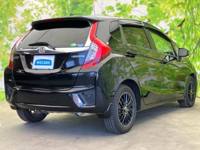 フィットハイブリッド ハイブリッド・Ｆパッケージ　純正　ＳＤナビ／シートヒーター　前席／ヘッドランプ　ＬＥＤ／Ｂｌｕｅｔｏｏｔｈ接続／ＥＴＣ／ＥＢＤ付ＡＢＳ／横滑り防止装置／アイドリングストップ／バックモニター／フルセグＴＶ／ＤＶＤ　バックカメラ（3枚目）