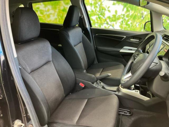 フィットハイブリッド ハイブリッド・Ｆパッケージ　純正　ＳＤナビ／シートヒーター　前席／ヘッドランプ　ＬＥＤ／Ｂｌｕｅｔｏｏｔｈ接続／ＥＴＣ／ＥＢＤ付ＡＢＳ／横滑り防止装置／アイドリングストップ／バックモニター／フルセグＴＶ／ＤＶＤ　バックカメラ（5枚目）