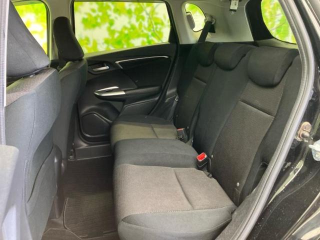 フィットハイブリッド ハイブリッド・Ｆパッケージ　純正　ＳＤナビ／シートヒーター　前席／ヘッドランプ　ＬＥＤ／Ｂｌｕｅｔｏｏｔｈ接続／ＥＴＣ／ＥＢＤ付ＡＢＳ／横滑り防止装置／アイドリングストップ／バックモニター／フルセグＴＶ／ＤＶＤ　バックカメラ（8枚目）