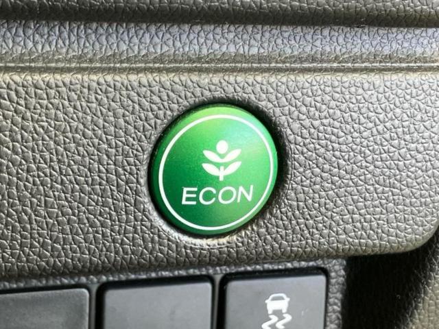 フィットハイブリッド ハイブリッド・Ｆパッケージ　純正　ＳＤナビ／シートヒーター　前席／ヘッドランプ　ＬＥＤ／Ｂｌｕｅｔｏｏｔｈ接続／ＥＴＣ／ＥＢＤ付ＡＢＳ／横滑り防止装置／アイドリングストップ／バックモニター／フルセグＴＶ／ＤＶＤ　バックカメラ（29枚目）