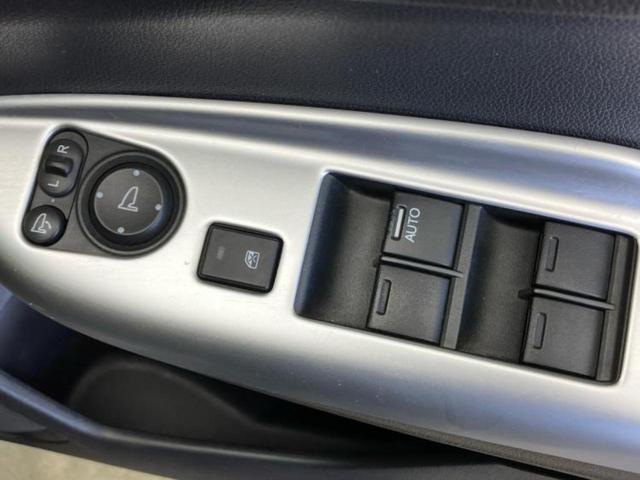 フィットハイブリッド ハイブリッド・Ｆパッケージ　純正　ＳＤナビ／シートヒーター　前席／ヘッドランプ　ＬＥＤ／Ｂｌｕｅｔｏｏｔｈ接続／ＥＴＣ／ＥＢＤ付ＡＢＳ／横滑り防止装置／アイドリングストップ／バックモニター／フルセグＴＶ／ＤＶＤ　バックカメラ（30枚目）