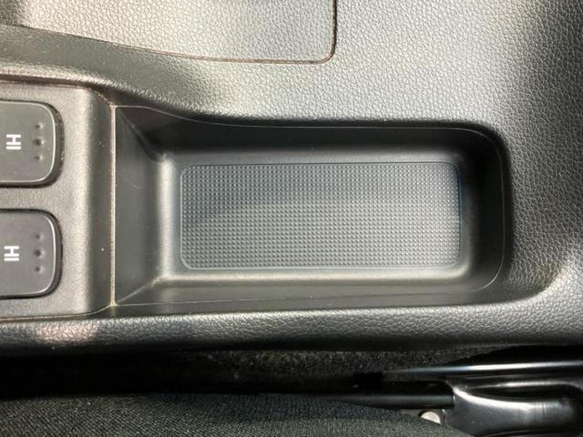 フィットハイブリッド ハイブリッド・Ｆパッケージ　純正　ＳＤナビ／シートヒーター　前席／ヘッドランプ　ＬＥＤ／Ｂｌｕｅｔｏｏｔｈ接続／ＥＴＣ／ＥＢＤ付ＡＢＳ／横滑り防止装置／アイドリングストップ／バックモニター／フルセグＴＶ／ＤＶＤ　バックカメラ（40枚目）