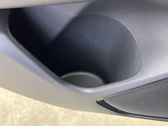 フィットハイブリッド ハイブリッド・Ｆパッケージ　純正　ＳＤナビ／シートヒーター　前席／ヘッドランプ　ＬＥＤ／Ｂｌｕｅｔｏｏｔｈ接続／ＥＴＣ／ＥＢＤ付ＡＢＳ／横滑り防止装置／アイドリングストップ／バックモニター／フルセグＴＶ／ＤＶＤ　バックカメラ（49枚目）