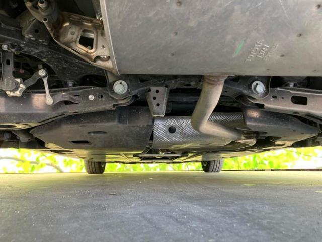 プリウス Ａ　純正　９インチ　ＳＤナビ／トヨタセーフティセンス／車線逸脱防止支援システム／パーキングアシスト　自動操舵／ドライブレコーダー　純正／ヘッドランプ　ＬＥＤ／Ｂｌｕｅｔｏｏｔｈ接続／ＥＴＣ２．０　ドラレコ（56枚目）