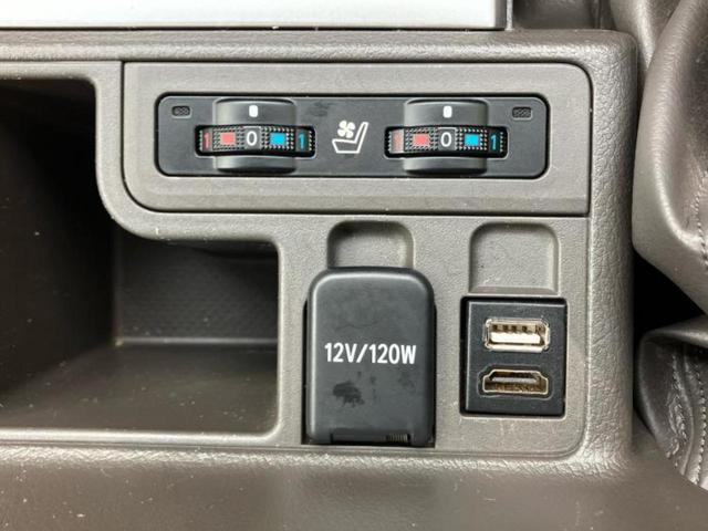 ランドクルーザープラド ４ＷＤ　ＴＸ　Ｌパッケージ　新品タイヤ／サンルーフ／ディスプレイオーディオ＋ナビ９インチ／トヨタセーフティセンス／シートヒーター　前席／パノラミックビューモニター／車線逸脱防止支援システム／シート　ハーフレザー　全周囲カメラ（12枚目）