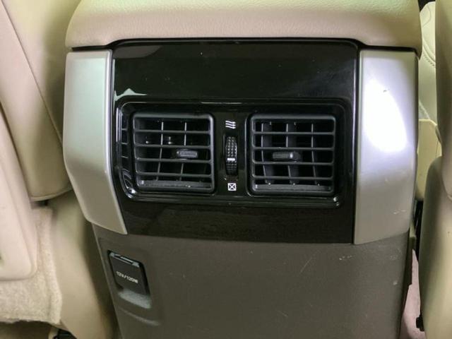 ランドクルーザープラド ４ＷＤ　ＴＸ　Ｌパッケージ　新品タイヤ／サンルーフ／ディスプレイオーディオ＋ナビ９インチ／トヨタセーフティセンス／シートヒーター　前席／パノラミックビューモニター／車線逸脱防止支援システム／シート　ハーフレザー　全周囲カメラ（14枚目）