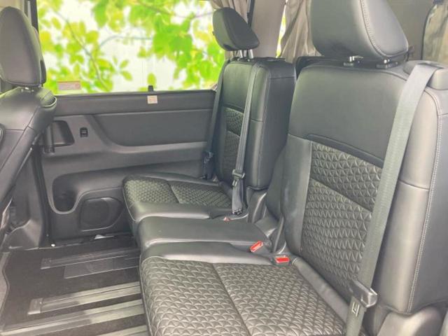 セレナ ｅパワーハイウェイスターＶ　新品タイヤ／保証書／純正　１２．３インチ　メモリーナビ／インテリジェントルームミラー／エマージェンシーブレーキ／両側電動スライドドア／シートヒーター　前席／アラウンドビューモニター　全周囲カメラ（8枚目）