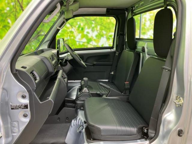 ハイゼットトラック 4WDスタンダードノウヨウスペシャル 保証書/スマートアシスト(トヨタ・ダイハツ)/車線逸脱防止支援システム/届出済未使用車/EBD付ABS/横滑り防止装置/アイドリングストップ/禁煙車/エアバッグ 運転席/パワーステアリング 4WD(6枚目)