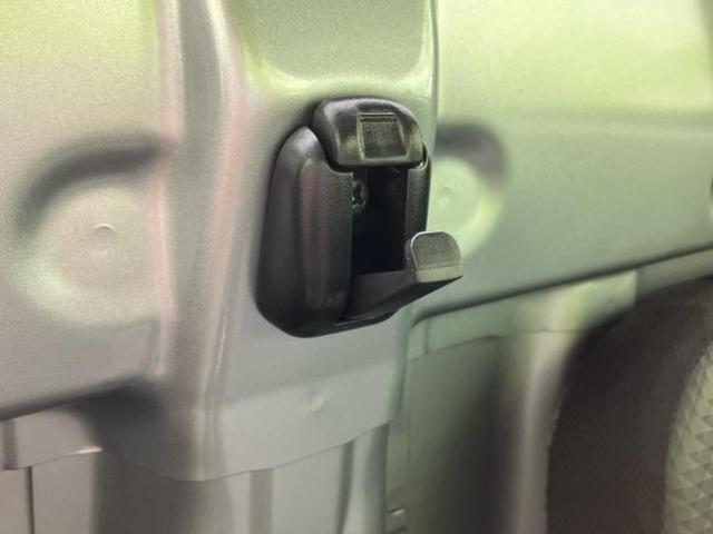 ハイゼットトラック 4WDスタンダードノウヨウスペシャル 保証書/スマートアシスト(トヨタ・ダイハツ)/車線逸脱防止支援システム/届出済未使用車/EBD付ABS/横滑り防止装置/アイドリングストップ/禁煙車/エアバッグ 運転席/パワーステアリング 4WD(24枚目)