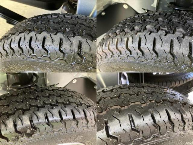 ハイゼットトラック 4WDスタンダードノウヨウスペシャル 保証書/スマートアシスト(トヨタ・ダイハツ)/車線逸脱防止支援システム/届出済未使用車/EBD付ABS/横滑り防止装置/アイドリングストップ/禁煙車/エアバッグ 運転席/パワーステアリング 4WD(42枚目)