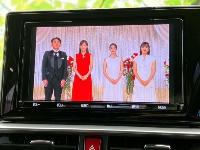 ライズ ハイブリッドＺ　純正　９インチ　メモリーナビ／スマートアシスト（トヨタ・ダイハツ）／シートヒーター　前席／パノラミックビューモニター／車線逸脱防止支援システム／ヘッドランプ　ＬＥＤ／Ｂｌｕｅｔｏｏｔｈ接続　ＤＶＤ再生（10枚目）