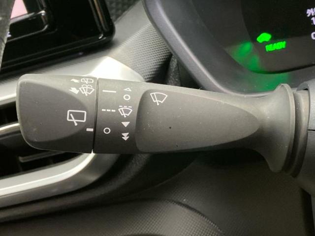 ライズ ハイブリッドＺ　純正　９インチ　メモリーナビ／スマートアシスト（トヨタ・ダイハツ）／シートヒーター　前席／パノラミックビューモニター／車線逸脱防止支援システム／ヘッドランプ　ＬＥＤ／Ｂｌｕｅｔｏｏｔｈ接続　ＤＶＤ再生（18枚目）