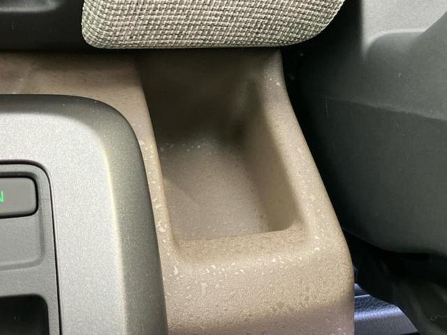 フリード AIR 保証書/純正 8インチ ナビ/ホンダセンシング/両側電動スライドドア/車線逸脱防止支援システム/登録済未使用車/ヘッドランプ LED/Bluetooth接続/EBD付ABS/横滑り防止装置 禁煙車(38枚目)