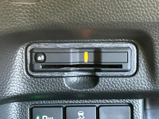 Ｎ－ＢＯＸカスタム Ｌ・ターボ　新品タイヤ／純正　ＳＤナビ／ホンダセンシング／両側電動スライドドア／シートヒーター　前席／車線逸脱防止支援システム／シート　ハーフレザー／ヘッドランプ　ＬＥＤ／Ｂｌｕｅｔｏｏｔｈ接続／ＥＴＣ２．０（18枚目）