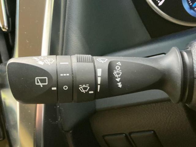 アルファードハイブリッド ４ＷＤハイブリッドＸ　純正　９インチ　ＳＤナビ／フリップダウンモニター　純正　１２．８インチ／デジタルインナーミラー／トヨタセーフティセンス／両側電動スライドドア／車線逸脱防止支援システム／ドライブレコーダー　前後　４ＷＤ（17枚目）