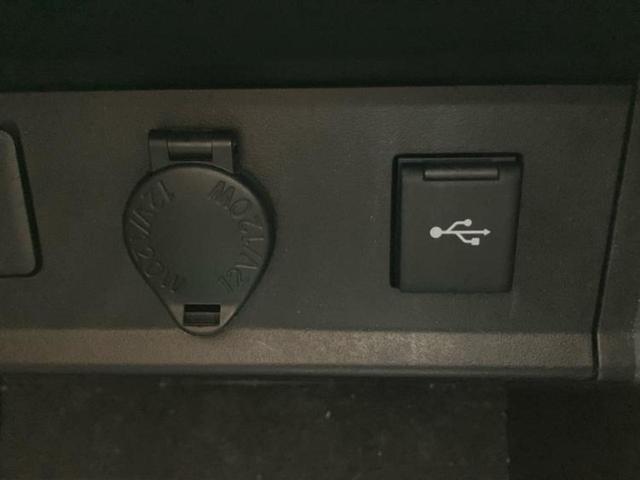 アルファードハイブリッド ４ＷＤハイブリッドＸ　純正　９インチ　ＳＤナビ／フリップダウンモニター　純正　１２．８インチ／デジタルインナーミラー／トヨタセーフティセンス／両側電動スライドドア／車線逸脱防止支援システム／ドライブレコーダー　前後　４ＷＤ（39枚目）