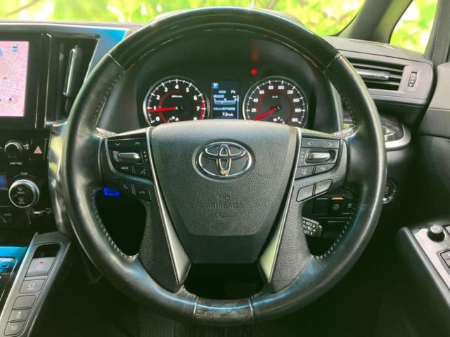 アルファード Ｓタイプゴールド　新品タイヤ／ディスプレイオーディオ＋ナビ９インチ／フリップダウンモニター　純正　１２．１インチ／トヨタセーフティセンス／両側電動スライドドア／車線逸脱防止支援システム／シート　ハーフレザー　ＤＶＤ再生（16枚目）