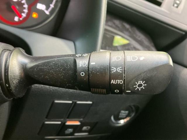 アルファード Ｓタイプゴールド　新品タイヤ／ディスプレイオーディオ＋ナビ９インチ／フリップダウンモニター　純正　１２．１インチ／トヨタセーフティセンス／両側電動スライドドア／車線逸脱防止支援システム／シート　ハーフレザー　ＤＶＤ再生（17枚目）