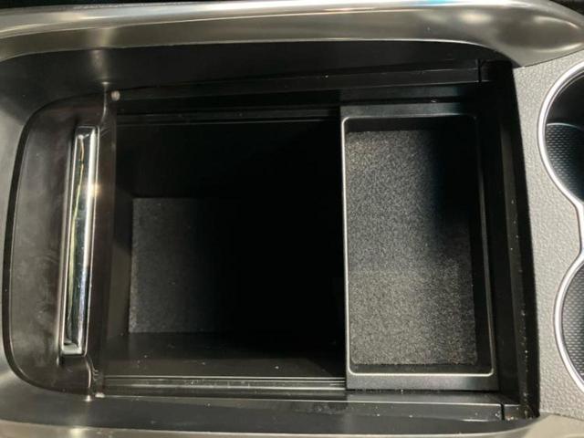 アルファード Ｓタイプゴールド　新品タイヤ／ディスプレイオーディオ＋ナビ９インチ／フリップダウンモニター　純正　１２．１インチ／トヨタセーフティセンス／両側電動スライドドア／車線逸脱防止支援システム／シート　ハーフレザー　ＤＶＤ再生（46枚目）