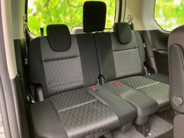 セレナ ｅパワーハイウェイスターＶ　新品タイヤ／純正　１０インチ　ＳＤナビ／フリップダウンモニター／インテリジェントルームミラー／衝突安全装置／両側電動スライドドア／アラウンドビューモニター／プロパイロット／ヘッドランプ　ＬＥＤ　ＥＴＣ（19枚目）