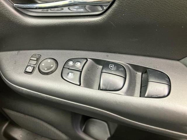 セレナ ｅパワーハイウェイスターＶ　新品タイヤ／純正　１０インチ　ＳＤナビ／フリップダウンモニター／インテリジェントルームミラー／衝突安全装置／両側電動スライドドア／アラウンドビューモニター／プロパイロット／ヘッドランプ　ＬＥＤ　ＥＴＣ（34枚目）