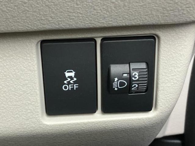 Ｎ－ＢＯＸ ヒョウジュン　保証書／ホンダセンシング／電動スライドドア／車線逸脱防止支援システム／ヘッドランプ　ＬＥＤ／ＥＢＤ付ＡＢＳ／横滑り防止装置／アイドリングストップ／エアバッグ　運転席／エアバッグ　助手席　レーンアシスト（16枚目）