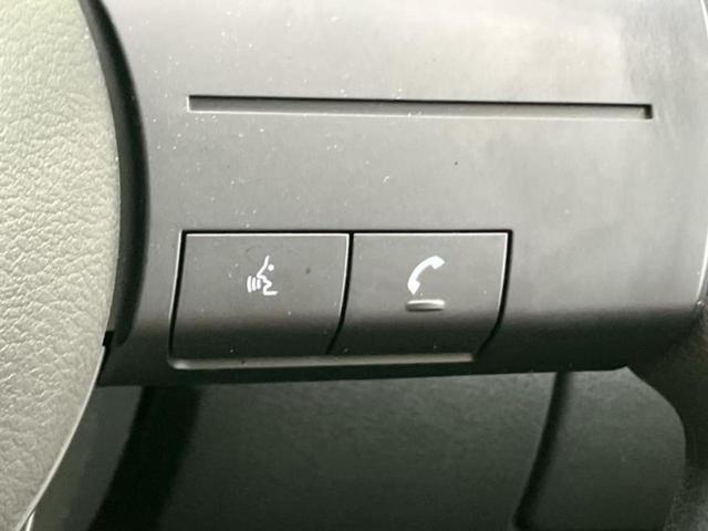 ノート Ｘ　純正　９インチ　メモリーナビ／エマージェンシーブレーキ／車線逸脱防止支援システム／ドライブレコーダー　純正／ヘッドランプ　ＬＥＤ／Ｂｌｕｅｔｏｏｔｈ接続／ＥＢＤ付ＡＢＳ／横滑り防止装置　バックカメラ（26枚目）