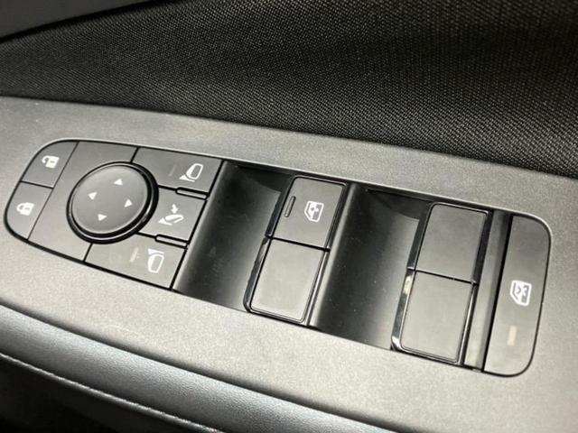 ノート Ｘ　純正　９インチ　メモリーナビ／エマージェンシーブレーキ／車線逸脱防止支援システム／ドライブレコーダー　純正／ヘッドランプ　ＬＥＤ／Ｂｌｕｅｔｏｏｔｈ接続／ＥＢＤ付ＡＢＳ／横滑り防止装置　バックカメラ（28枚目）