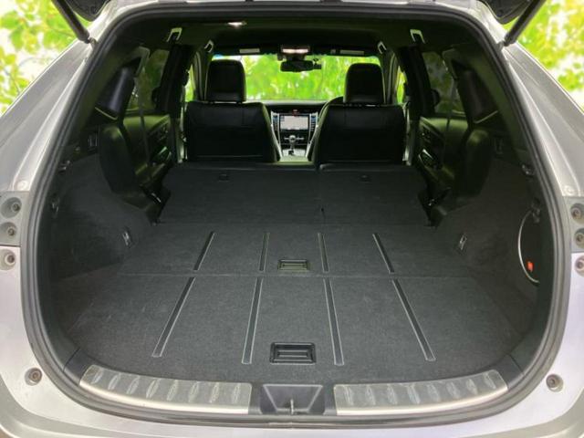 ハリアー ４ＷＤプログレス　ＪＢＬ／純正　９インチ　ＳＤナビ／トヨタセーフティセンス／パノラミックビューモニター／車線逸脱防止支援システム／シート　ハーフレザー／電動バックドア／ヘッドランプ　ＬＥＤ／Ｂｌｕｅｔｏｏｔｈ接続（20枚目）