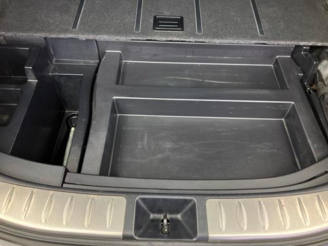 ハリアー ４ＷＤプログレス　ＪＢＬ／純正　９インチ　ＳＤナビ／トヨタセーフティセンス／パノラミックビューモニター／車線逸脱防止支援システム／シート　ハーフレザー／電動バックドア／ヘッドランプ　ＬＥＤ／Ｂｌｕｅｔｏｏｔｈ接続（25枚目）