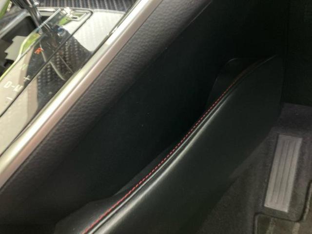 ハリアー ４ＷＤプログレス　ＪＢＬ／純正　９インチ　ＳＤナビ／トヨタセーフティセンス／パノラミックビューモニター／車線逸脱防止支援システム／シート　ハーフレザー／電動バックドア／ヘッドランプ　ＬＥＤ／Ｂｌｕｅｔｏｏｔｈ接続（42枚目）