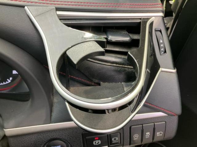 ハリアー ４ＷＤプログレス　ＪＢＬ／純正　９インチ　ＳＤナビ／トヨタセーフティセンス／パノラミックビューモニター／車線逸脱防止支援システム／シート　ハーフレザー／電動バックドア／ヘッドランプ　ＬＥＤ／Ｂｌｕｅｔｏｏｔｈ接続（43枚目）